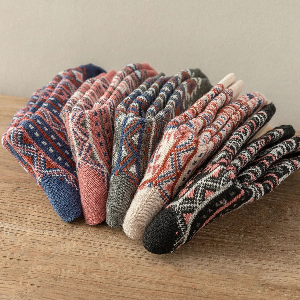 Sleen Vinatge Style New Soft Winter Socks