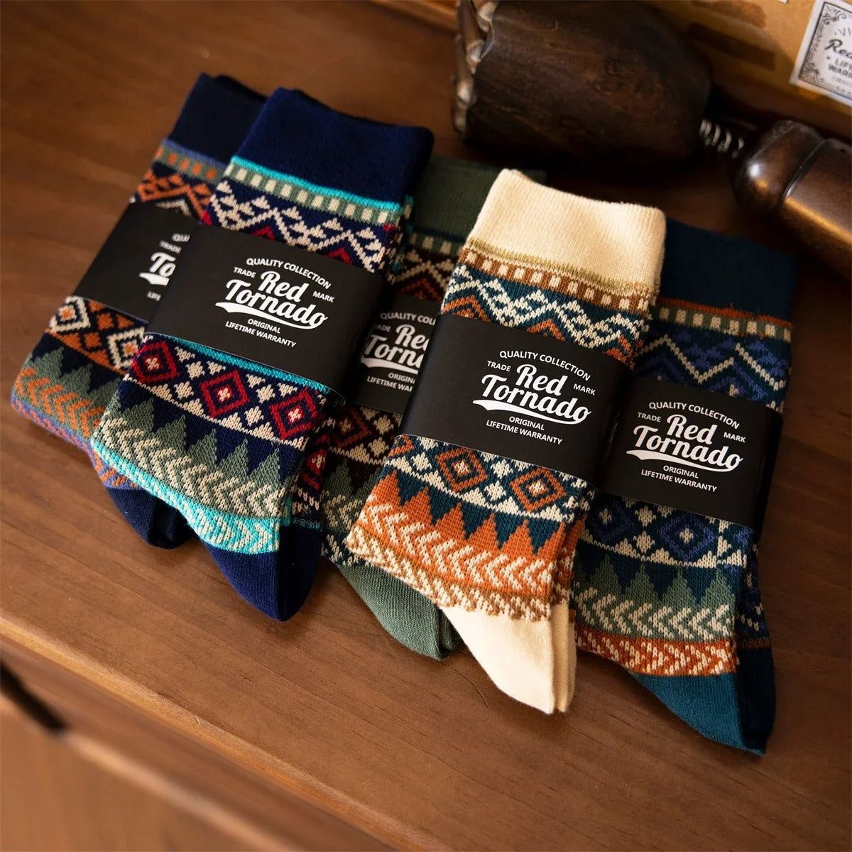 SLEEN EDTION Vintage Style Designer Socks for All Seasons