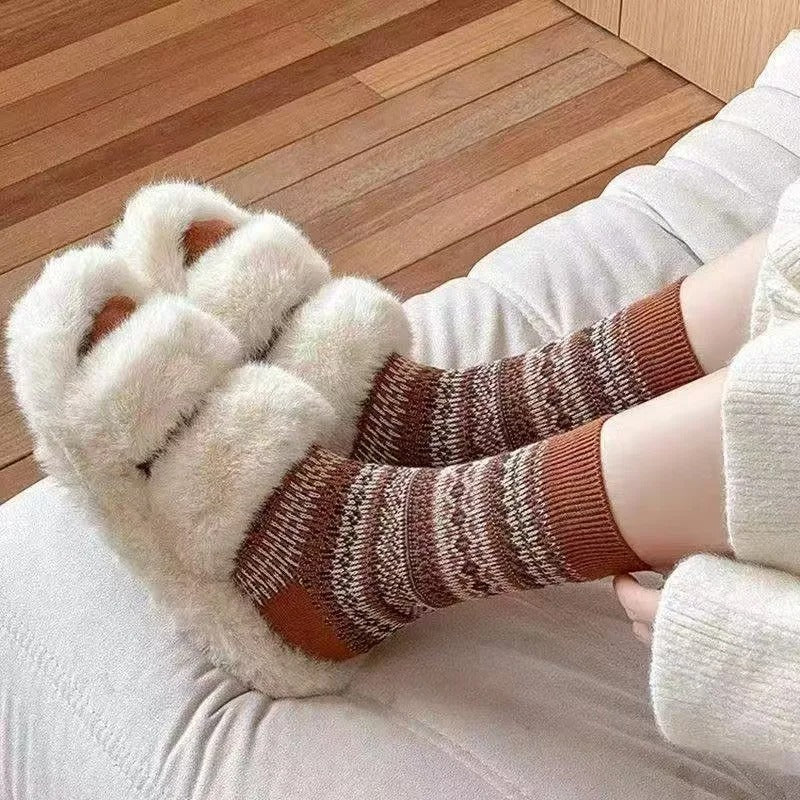 Cozy Limited Edition Vintage Design New Winter Socks