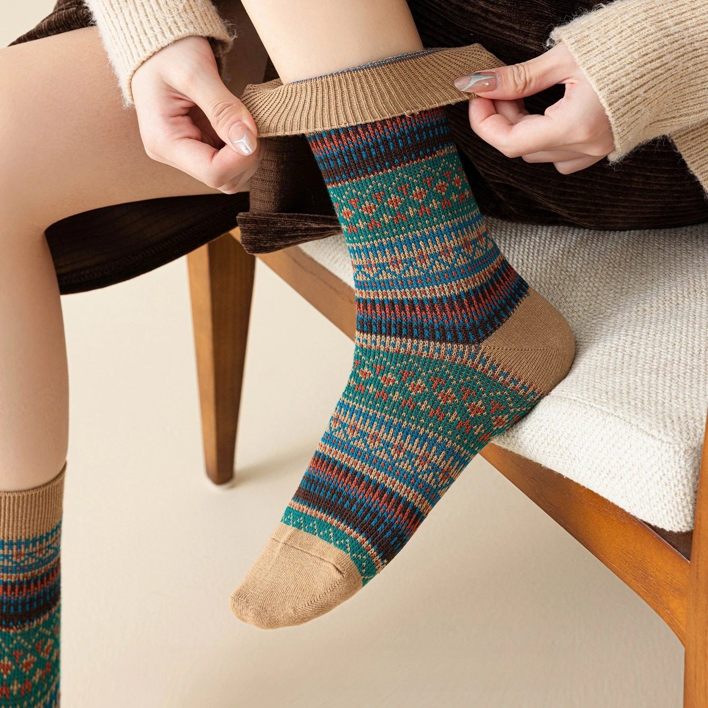 Cady New Edition Vintage Style Classic Soft Winter Socks