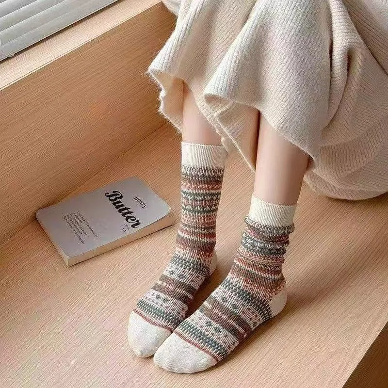 Cozy Limited Edition Vintage Design New Winter Socks