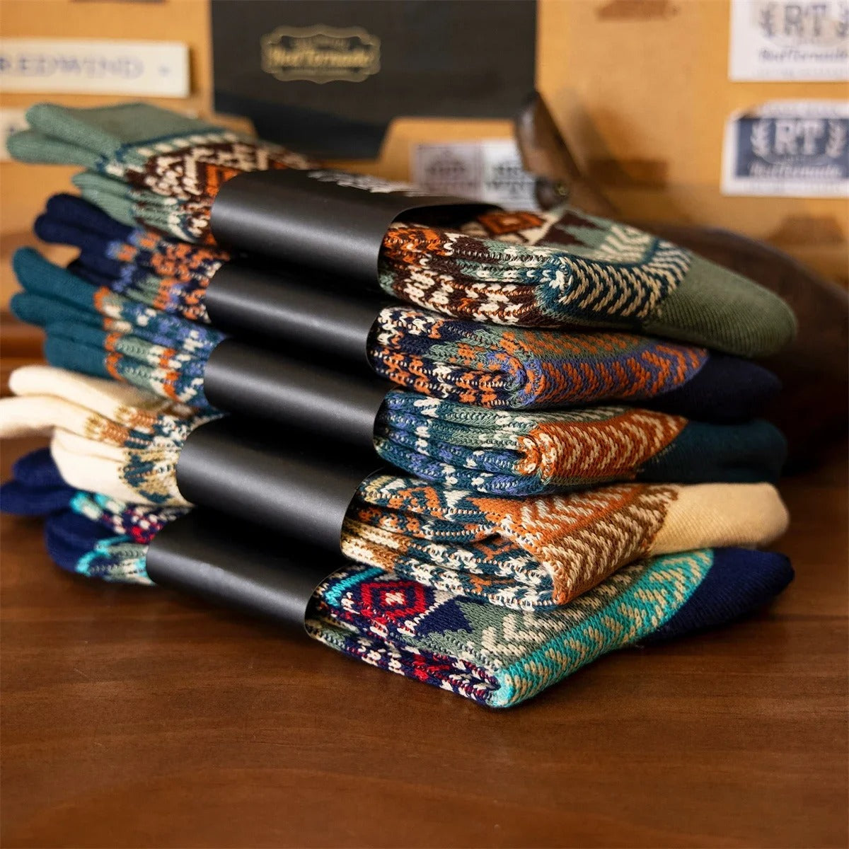 SLEEN EDTION Vintage Style Designer Socks for All Seasons