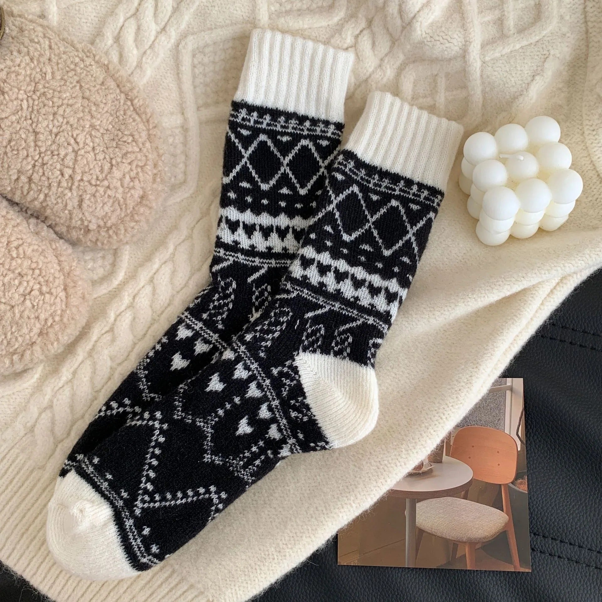 Kyara Edition Vinatge Style New Soft Winter Socks