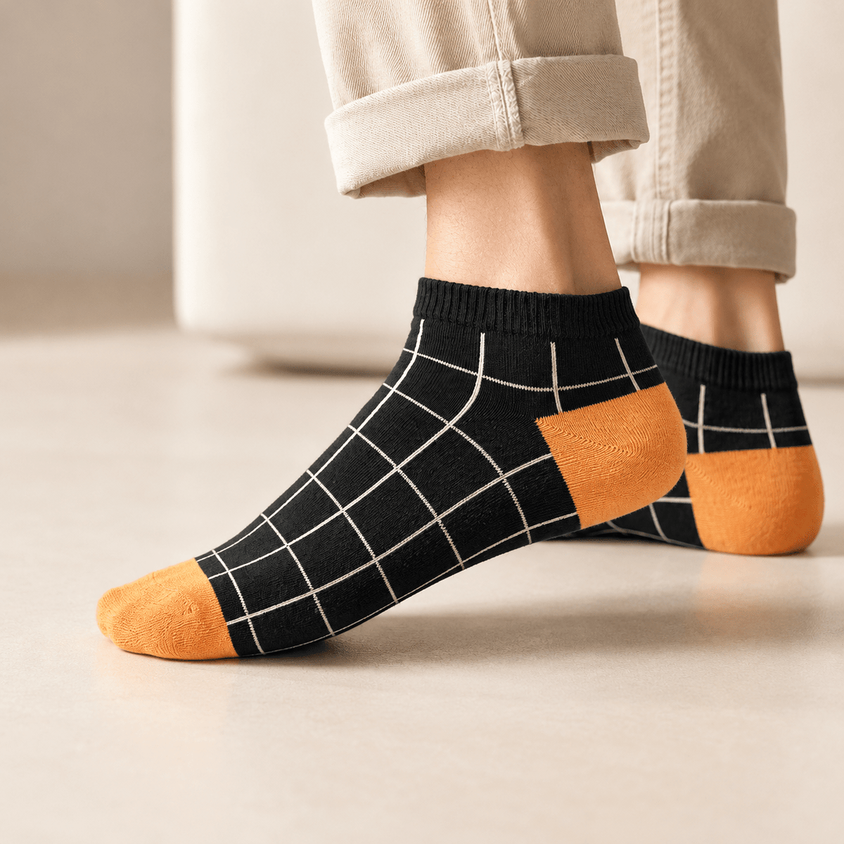 Premium Vintage Edition Black / Orange checked ankle socks