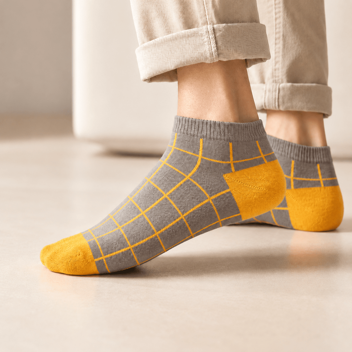 Premium Vintage Edition Grey / Yellow checked ankle socks